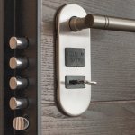 Magnetyczne czujniki drzwi i okien pod lupą: które warto wybrać do Twojego smart domu?